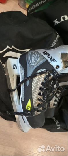 Коньки хоккейные граф