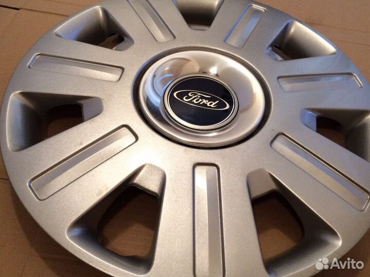 Колпак колеса Ford Mondeo lll 3S71-1130-BD