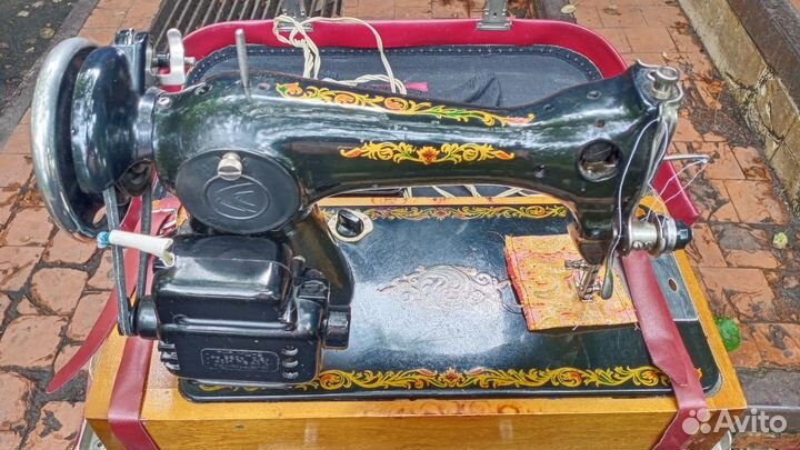 Швейная машинка мш-2 в чехле