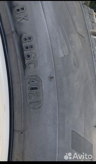 Pirelli Ice Zero FR 205/55 R16