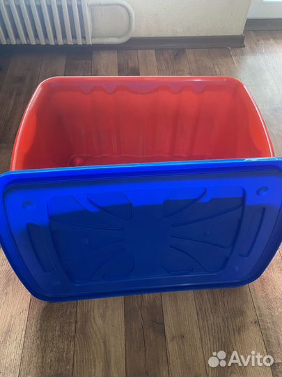 Контейнер пластик для хранения вещей