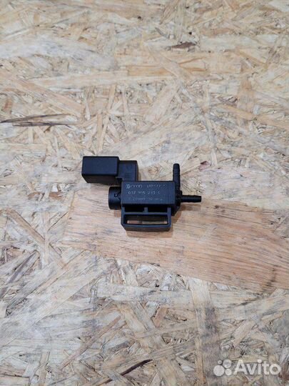 Клапан электромагнитный Volkswagen Passat B6 (2005