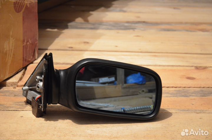 Наружное зеркало R Audi 100 C4 90-94