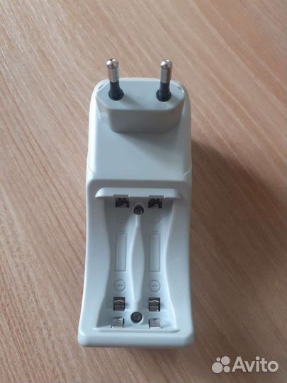 Зарядное устройство