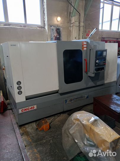 Токарный станок CNC40 с чпу и наклонной станиной
