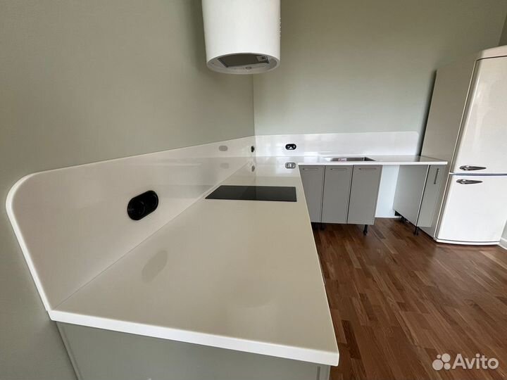 Столешница из искусственного камня