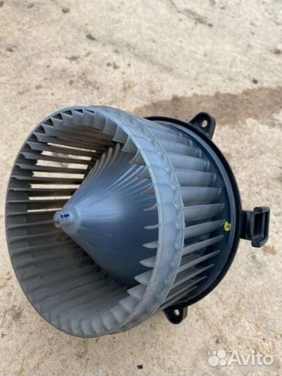 Моторчик отопителя Chevrolet Cruze 2009-2012