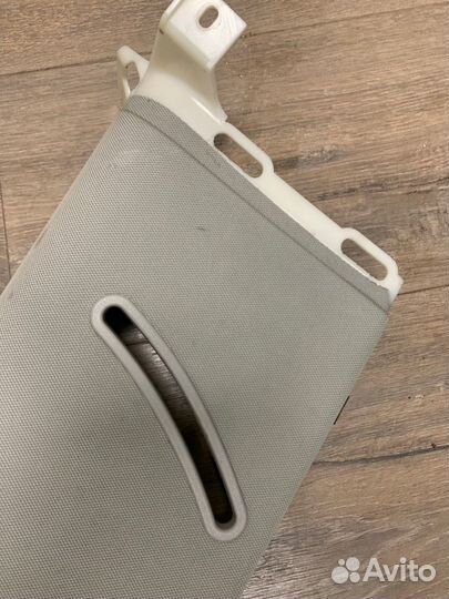 Обшивка стойки задняя правая Mercedes Gl 320 Cdi