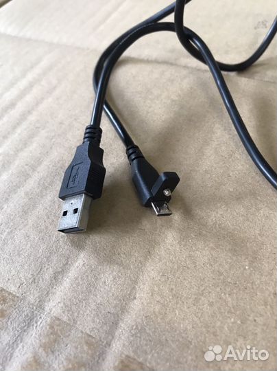 Зарядный кабель