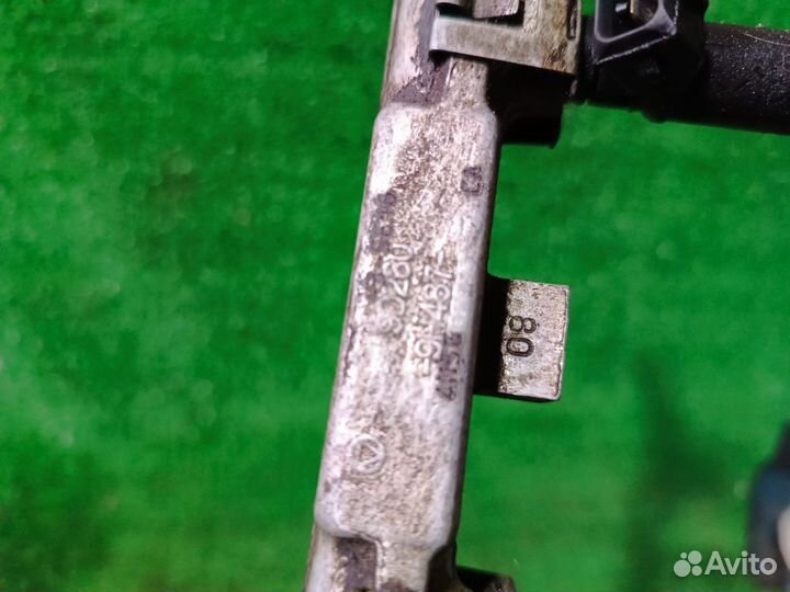 Форсунка инжекторная электрическая Ford Focus II