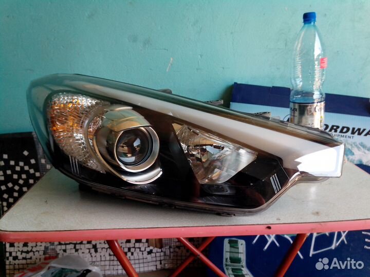 Фара правая KIA cerato N 92101-A7040