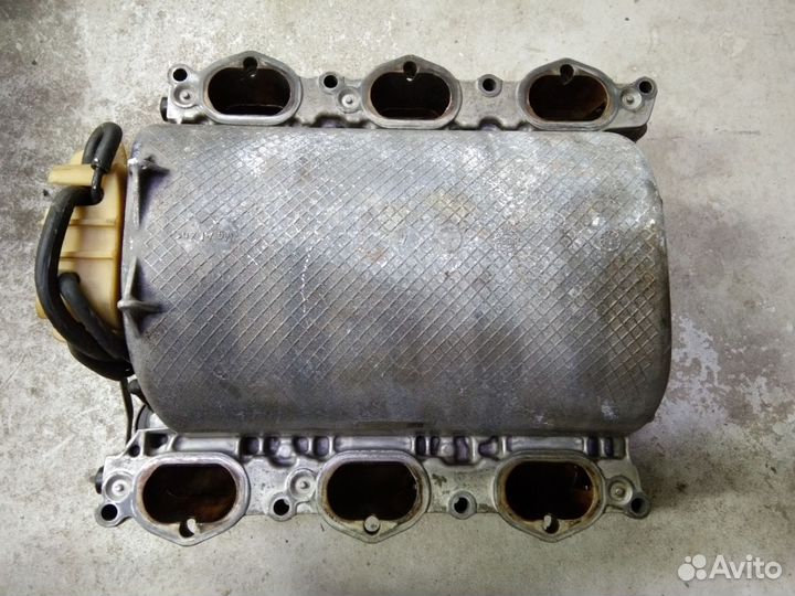 Коллектор впускной Мерседес