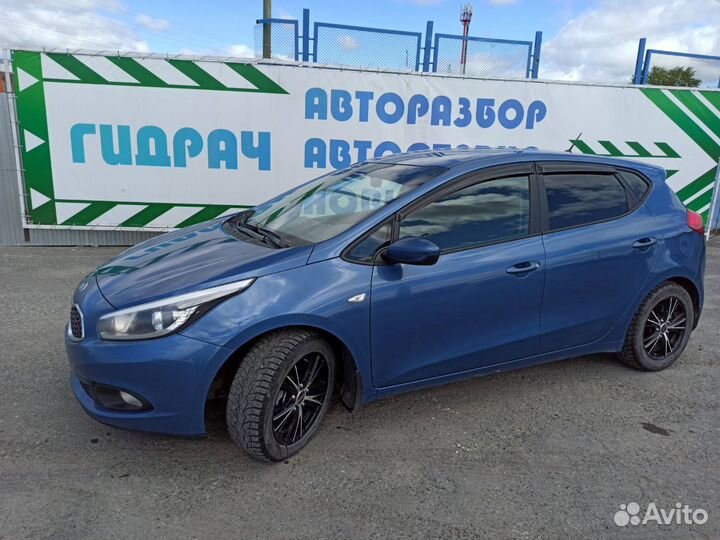 Активатор замка крышки бензобака Kia Ceed 2014 815