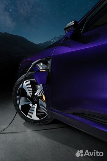 Audi E-trone Звездное небо