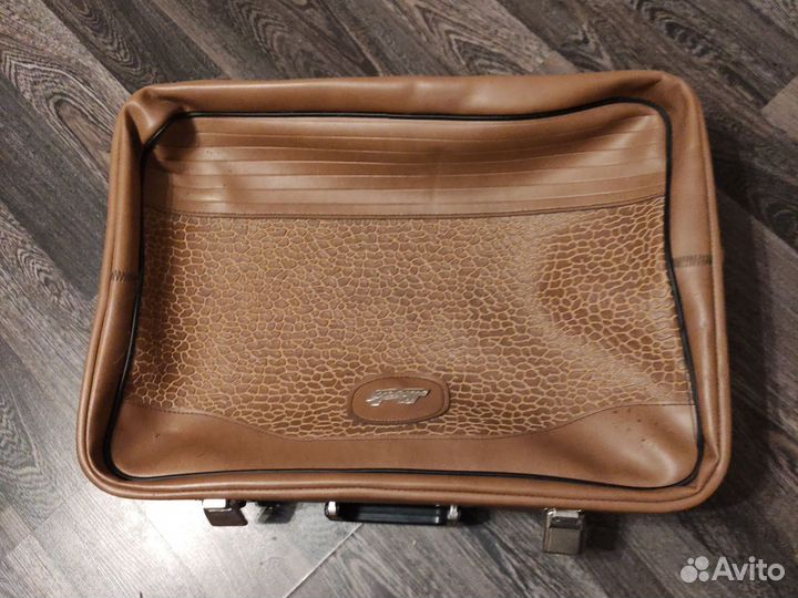 Чемодан СССР