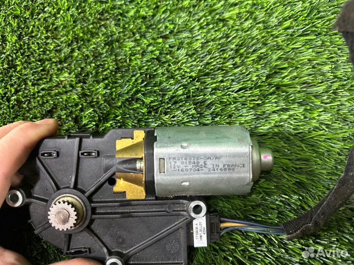 Мотор люка Bmw 3 E90 N46B20 2007