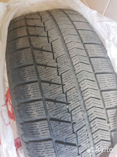 Bridgestone Blizzak VRX 205/60 R16