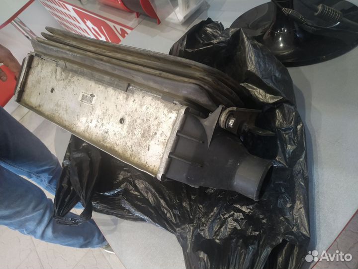 Интеркулер Ford Mondeo II 1.8TD