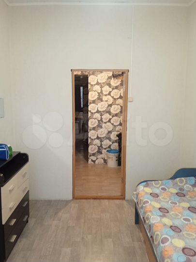 Комната 28,2 м² в 3-к., 2/4 эт.