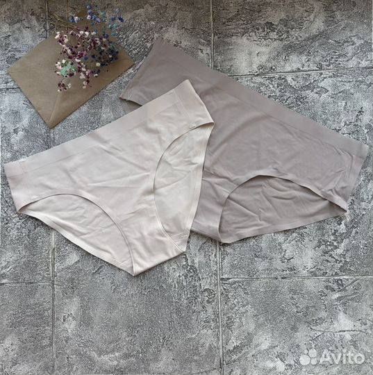 Женские бесшовные трусики M