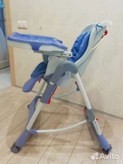 Детский стульчик для кормления