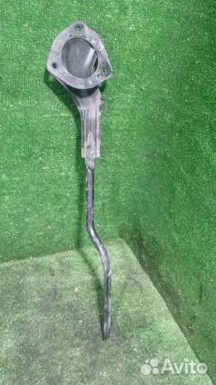 Растяжка стоек передняя Ford Focus 2