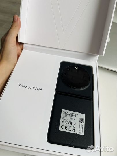 TECNO Phantom V Flip, 8/256 ГБ