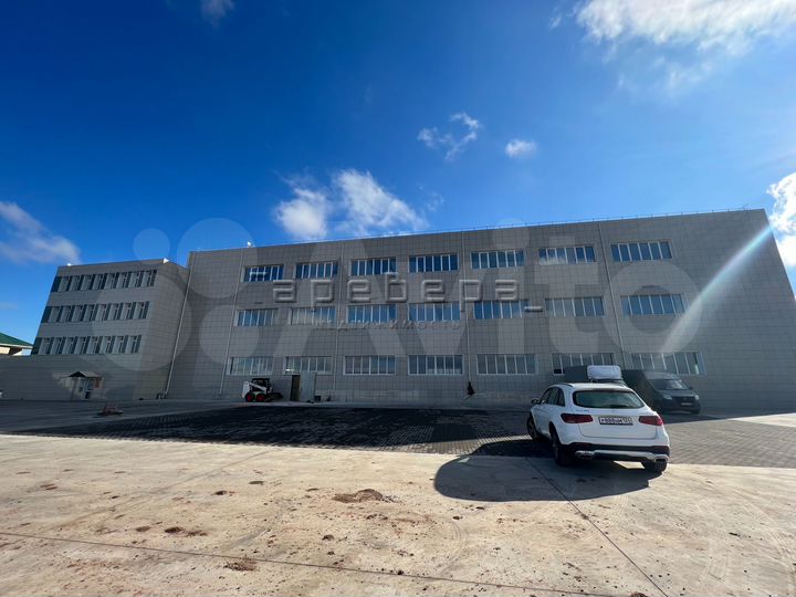 Свободного назначения, 900 м²