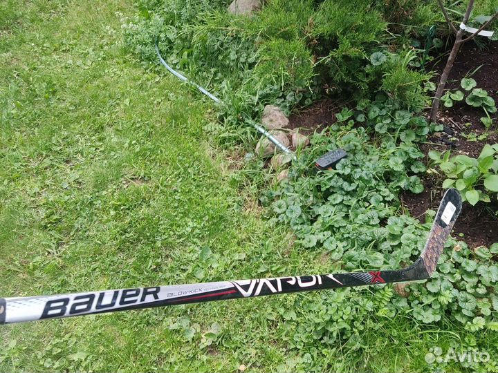 Клюшки хоккейные и клюшка для флор болла