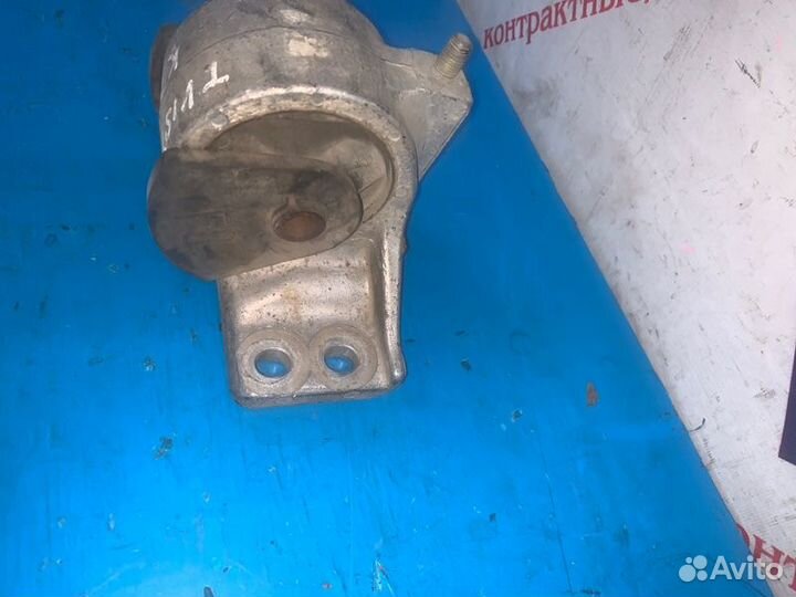 Подушка двигателя передняя левая Toyota Vista SV35