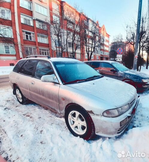 Mitsubishi Lancer 1.6 МТ, 2000, 200 000 км