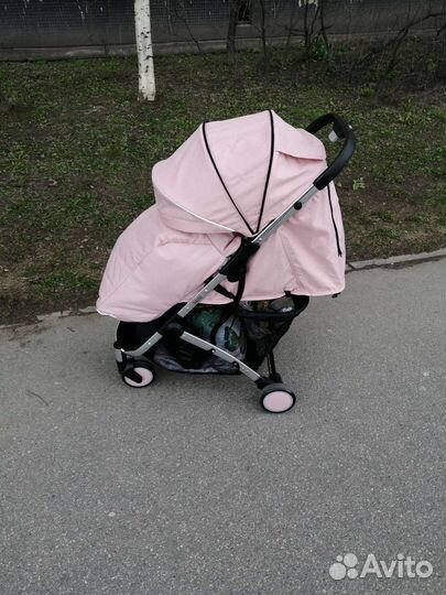 Прогулочная коляска nuovita