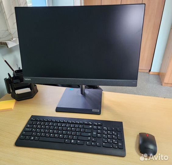 Моноблок Lenovo ThinkCentre Neo 50a Gen3 i5-12500H