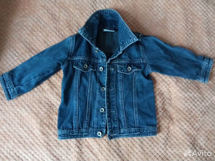 Детские вещи (джинсы, джинсовая куртка, шорты)