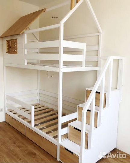 Детская кровать для двоих