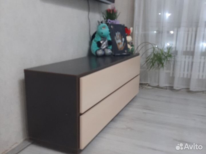 Тумба под телевизор длинная