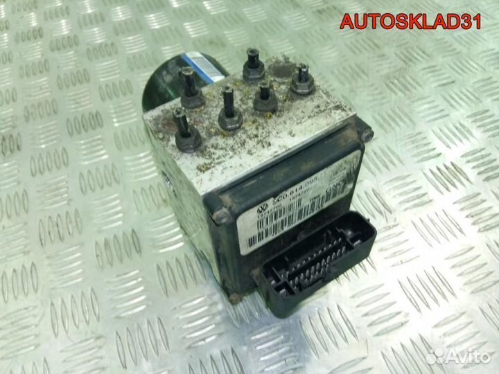 Блок ABS насос Volkswagen Passat B6 3C0614095M