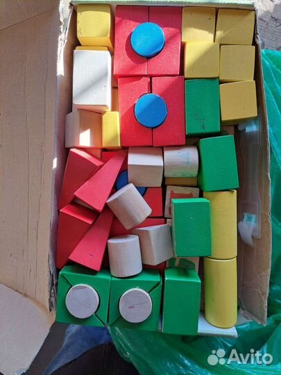 Конструктор из дерева 70 дет