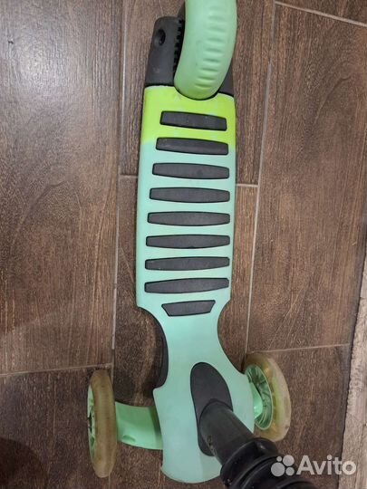 Самокат детский трехколесный бу