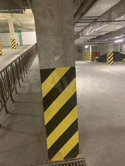 Машиноместо, 16 м²