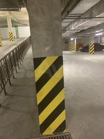 Машиноместо, 16 м²