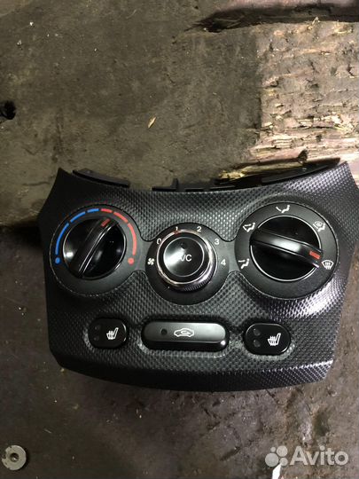 Блок управления печкой хундай солярис 1 дорестайл