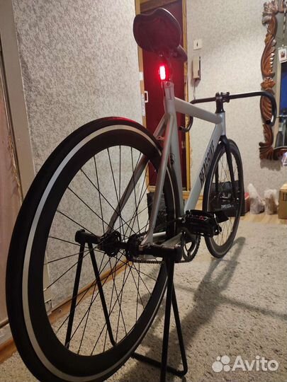 Велосипед фикс Bearbike Armata