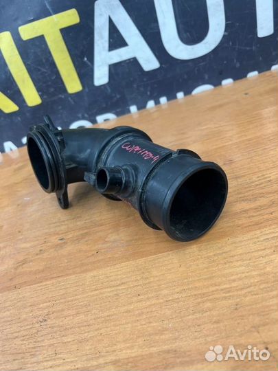 Патрубок воздушного фильтра Kia Sorento 4 4WD D4HE