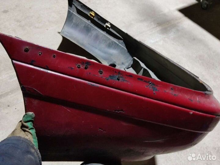 Бампер задний Toyota Carina E 1996