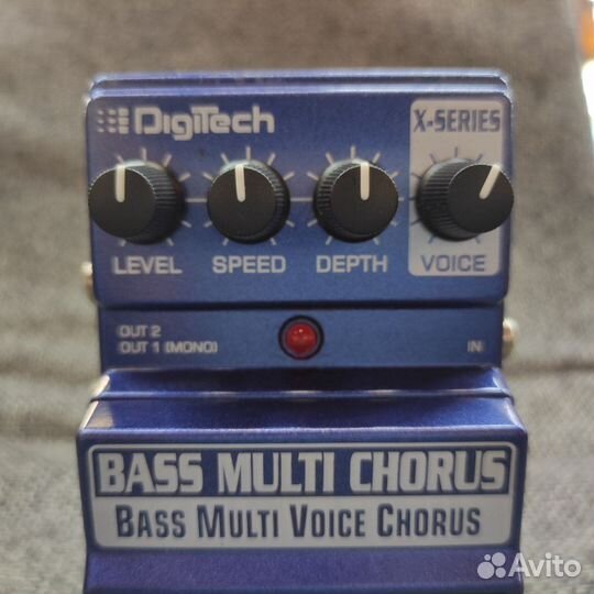 Педаль эффектов для бас-гитары Digitech Bass Multi