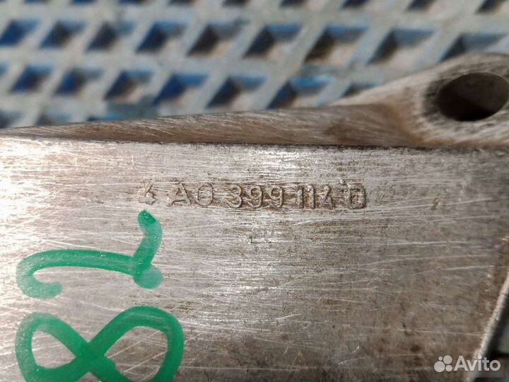 Опора кпп правая Audi А6 С4 1996