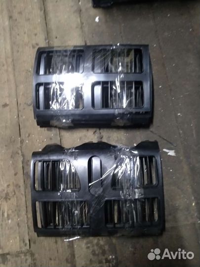 Вставки в решетку радиатора Газель