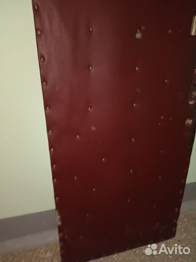 Дверь входная деревянная бу