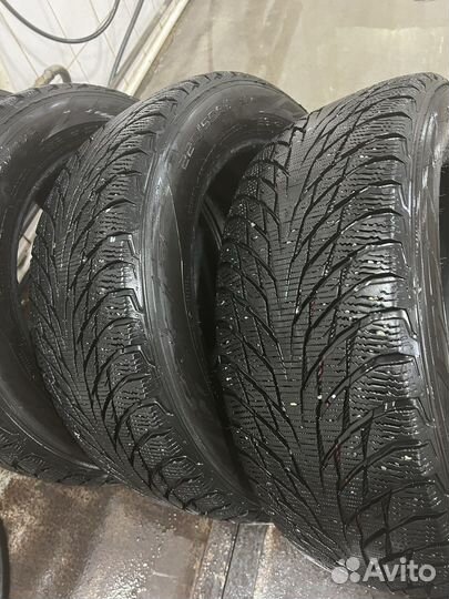 Nokian Tyres Hakkapeliitta R2 225/55 R17 97R
